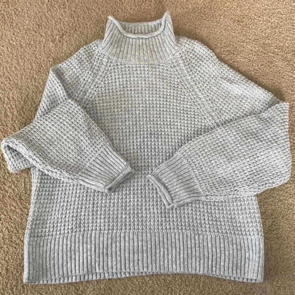 american eagle mock neck sweater
